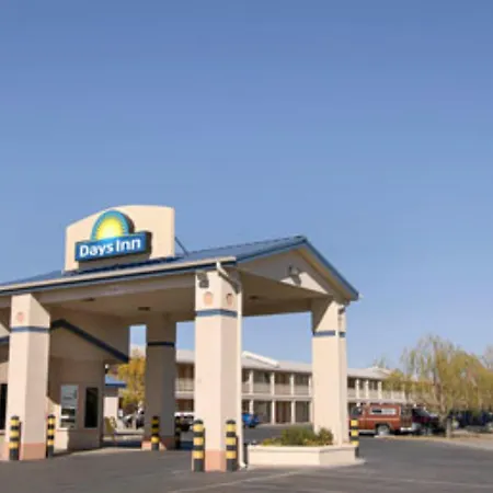 Days Inn By Wyndham Deming-2